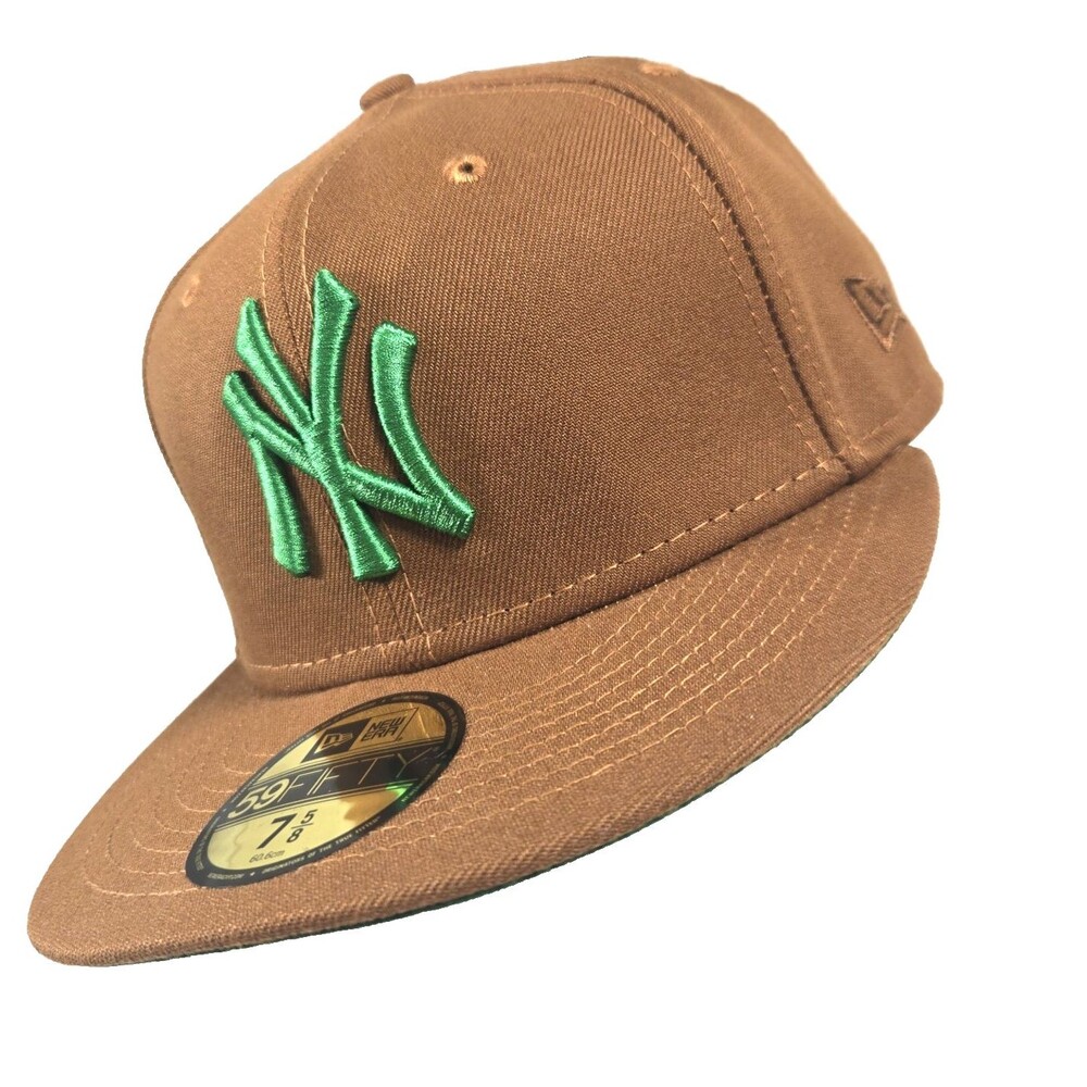 New York Yankees MLB New Era 59FIFTY Fitted Cap HAT 5950 GREEN Letters NWT